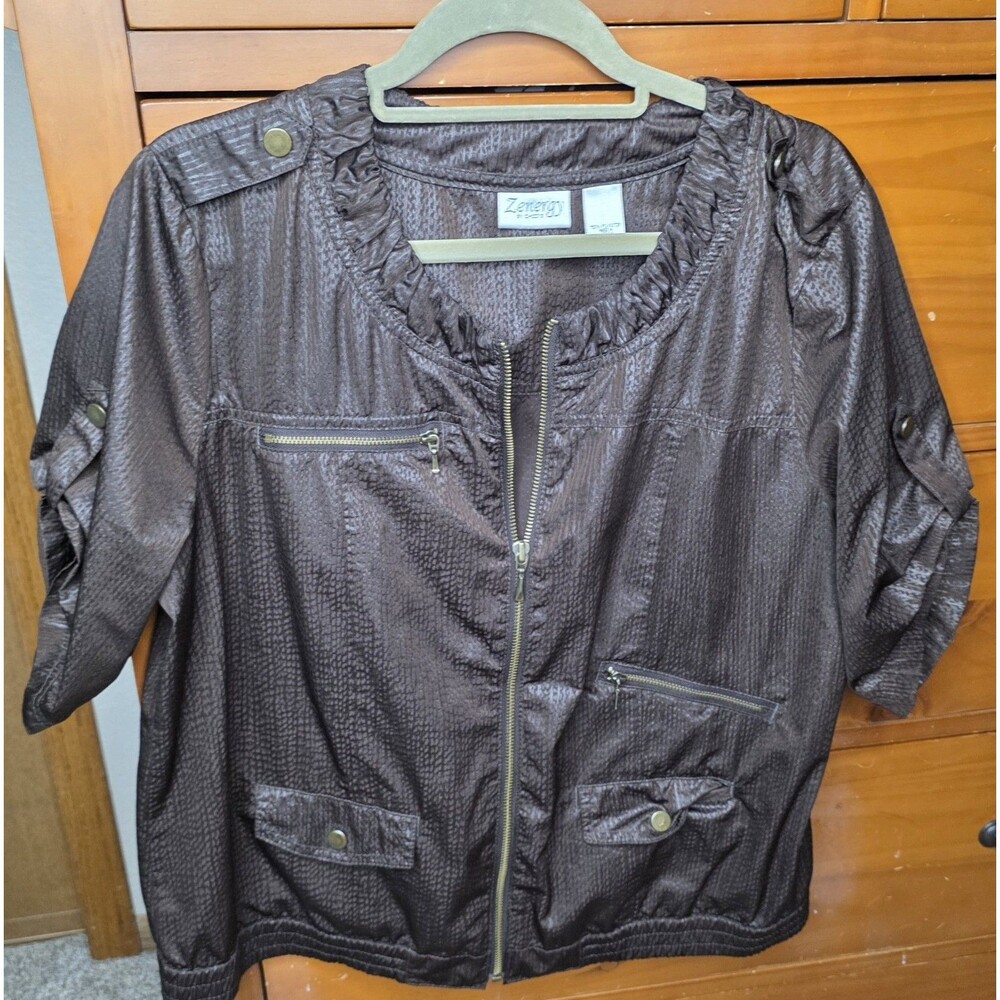 Zenergy By Chico's Brown Textured Jacket Top Size 2 Large Short Sleeve Zip